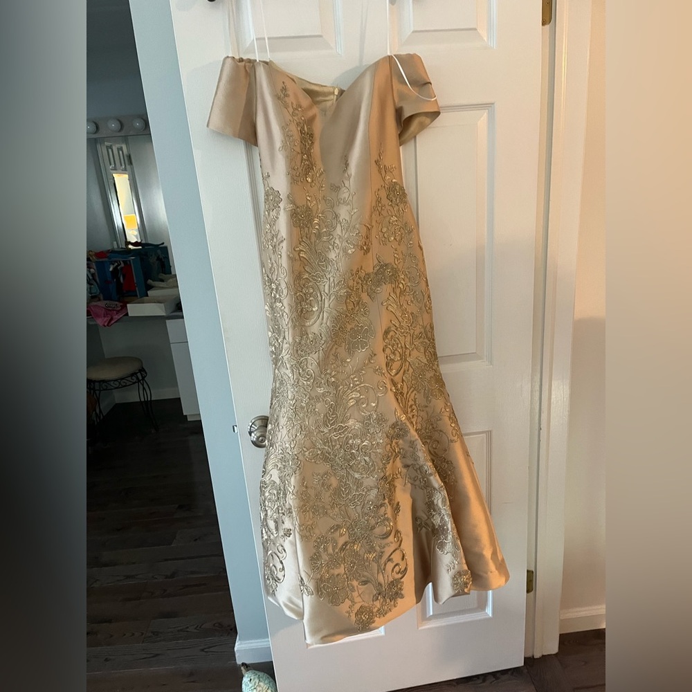 custom mother of the bride gown NWT